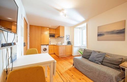 Sao Paulo Apartment | GuestReady - Cais do Sodré residence 2