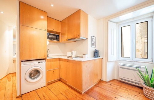 Sao Paulo Apartment | GuestReady - Cais do Sodré residence 2