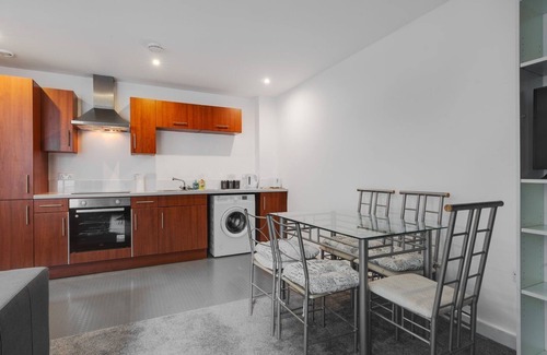 Liverpool City Centre Apartment | GuestReady - Charming stay in the city centre