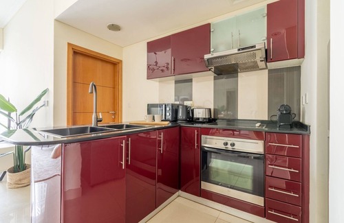 Dubai Media City Apartment | GuestReady - Contemporary living in Dubai Marina
