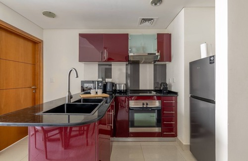Dubai Media City Apartment | GuestReady - Contemporary living in Dubai Marina