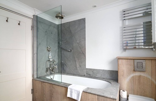 Golborne Apartment | GuestReady - Cosy Apt near Portobello Road Market