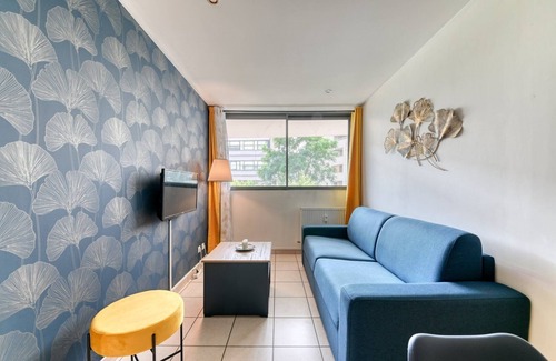 Zola - Pressense Apartment | GuestReady - Cozy Villeurbanne Getaway