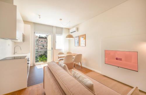 Lisbon Old Town Apartment | GuestReady - Elias Garcia Apartments