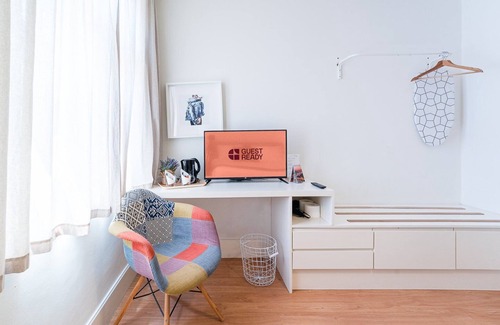 Paranhos Apartment | GuestReady Essential - Costa Cabral Guesthouse, R1