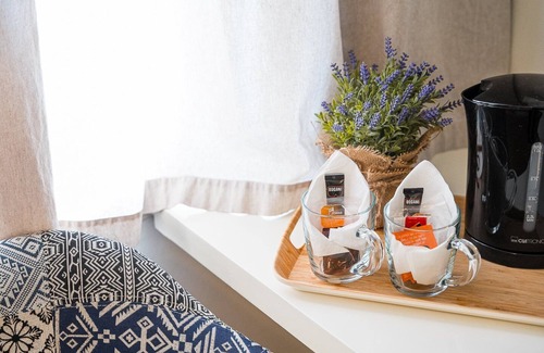 Paranhos Apartment | GuestReady Essential - Costa Cabral Guesthouse, R1