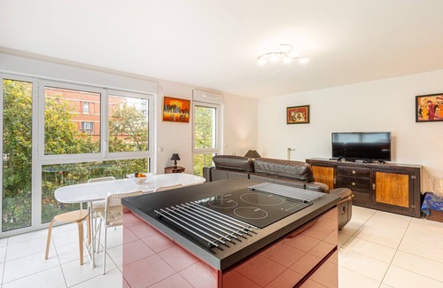 Chaville Apartment | GuestReady - Family-Friendly Apartment in Chaville