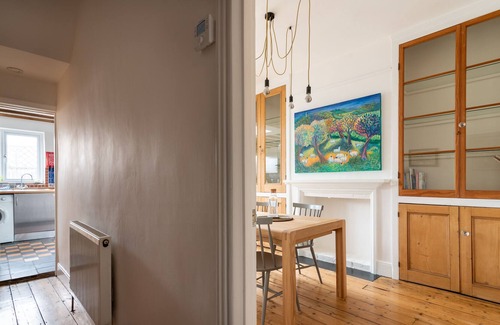 Easton House | GuestReady - Gorgeous Townhouse with Garden