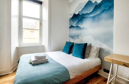 Ellemford Apartment | GuestReady - Modern Classic Edinburgh Home