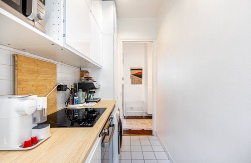 L'Europe Apartment | GuestReady- Modern Comfort near Parc Monceau for 6
