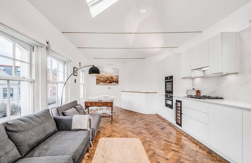 Sands End Apartment | GuestReady - Modern Flat in Fulham
