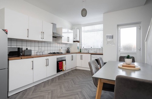 Failsworth Apartment | GuestReady - Peaceful retreat in Failsworth