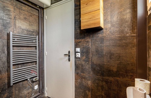 Garches Apartment | GuestReady - Serene Refuge with a shared pool