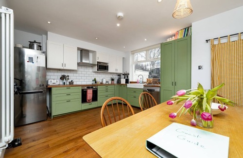 Finsbury Park Apartment | GuestReady - Sophisticated stay in Holloway