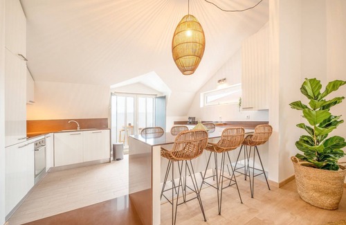 Trafaria Apartment | GuestReady - Tagus and Sea View Apt in Trafaria