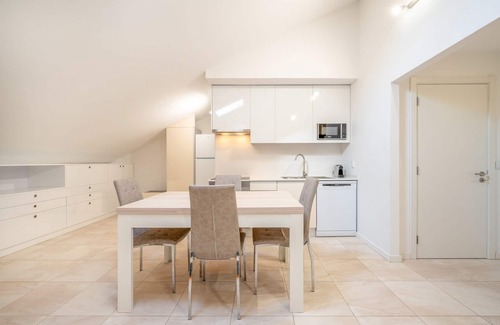 Seixal Apartment | GuestReady - Tennessee Orange in Seixal