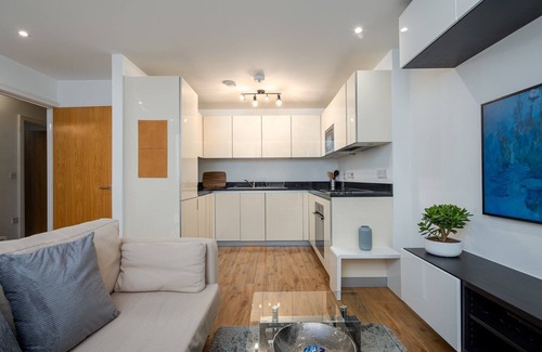 Wimbledon Park Apartment | GuestReady - Urban Living in Wimbledon