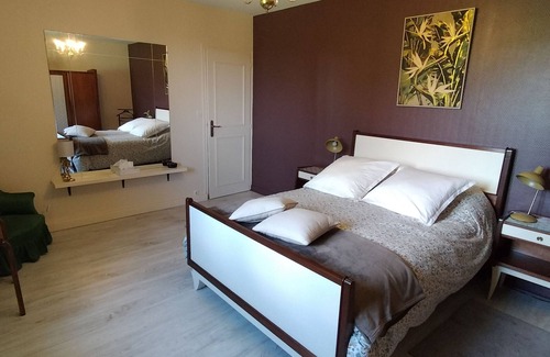Montmotier Bed & Breakfast | Guestroom Montmotier, 2 bedrooms, 5 persons