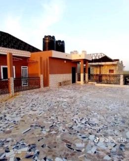 Abomey-Calavi Apartment | Guidi