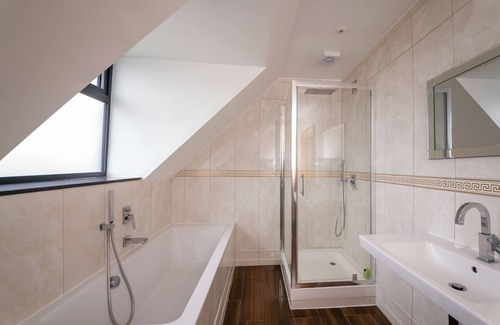 Chilworth Hotel | Guildford Manor Hotel & Spa