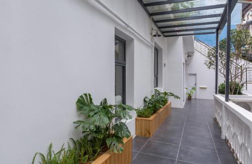 Xiufeng Hotel | Guilin Flowers Inn