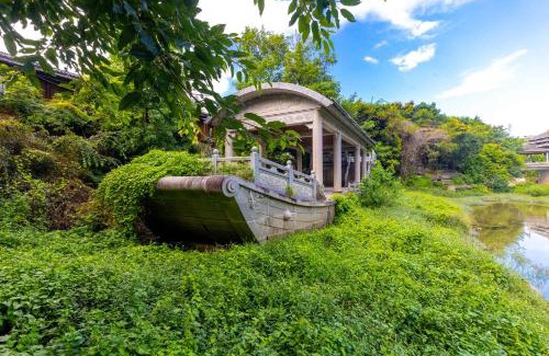 Xiufeng Hotel | Guilin Peach Blossom Bay Hotel