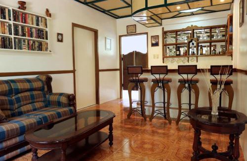 Guindulman Hotel | Guindulman Bay Tourist Inn