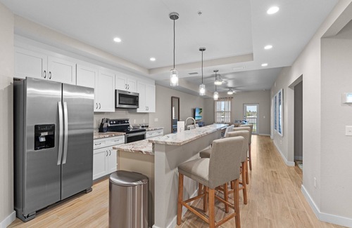 Yacht Club Condo | Gulf Access with Boat Slip, Heated Saltwater Pool, Dog-Friendly - Bacino Vista #207 - Roelens
