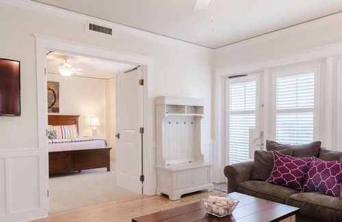 Gulf District Condo | Gulf District ~ Gulf Front Condo! Steps to Beach Club, Beach Access & Dining!