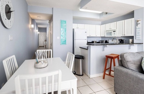 Fort Walton Beach Condo | Gulf Dunes 607: Top Floor, Direct Ocean View, Beachfront Condo, Sleeps 6!