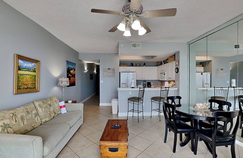 Fort Walton Beach Condo | Gulf Dunes by Southern Vacation Rentals