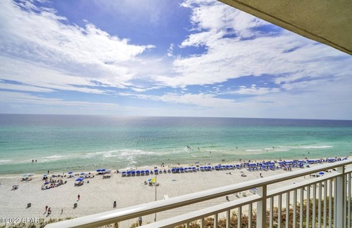 Open Sands Condo | Gulf Front Condo in PCB, FL. n2 bedroom 2 bath with one set of bunks