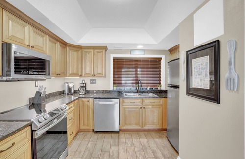 Ono Island Condo | Gulf Front Condo | Bring Your Boat! | Liquid Life