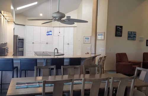 Jose's Hideaway House | Gulf of America Beach House, Private Pool, 360 Island Views Airstrip Membership