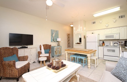Gulf Place Condo | Gulf Place Cabana's "Porch Time" | 1.5 BR| Sleeps 4 | Close to Beach | Bikes!