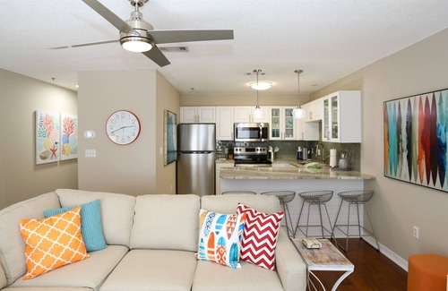 Gulf Place Condo | Gulf Place Condo- Private Beach Access!