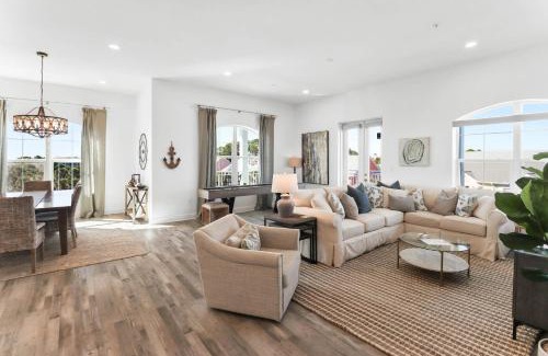 Gulf Place Apartment | Gulf Place Residences #307 - Gulf Coast Time