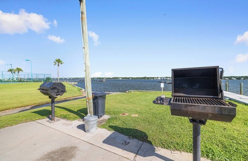 Gulf Shores Condo | Gulf Shores Surf and Racquet 216A by Liquid Life