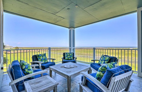 Red Fish Cove Apartment | Gulf View and Beach Access Galveston Resort Condo!