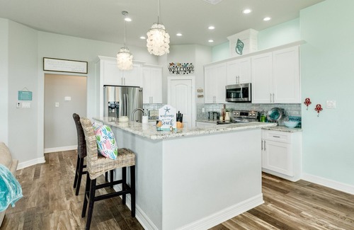 Indian Beach House | Gulf view home blocks from the beach with AC, deck & W/D - 2 dogs welcome
