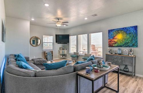 Freeport House | Gulf-View Home with Dog Run in Surfside Beach!