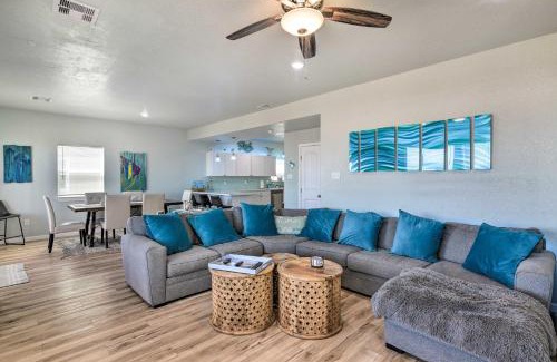 Freeport House | Gulf-View Home with Dog Run in Surfside Beach!