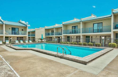Miramar Beach Apartment | Gulf Winds East #35