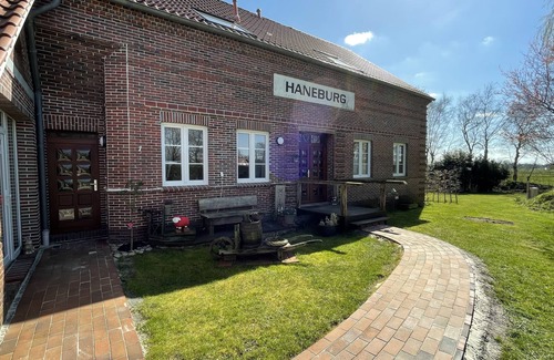 Grosefehn Apartment | Gulfhof Studio "Norderney" with a fantastic view of the nature reserve