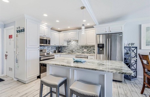 Corpus Christi Condo | Gulfstream Condos Unit 317 | Amazing Gulf Front Views | Pool & Hot Tub