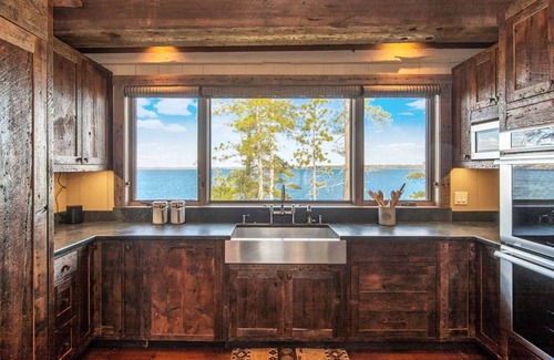 Lake Shore Cabin | Gull Lakes Finest! Reclaimed Charm and Luxury