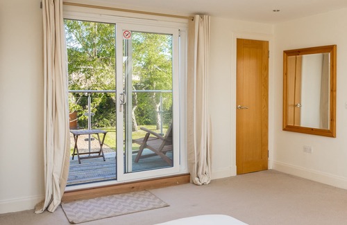 Gullane Apartment | GULLANE- Superb holiday home with balconies overlooking golf course and sea