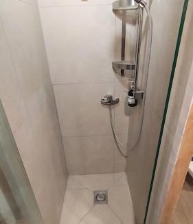 Hamilton North Apartment | Gully hideaway apartment