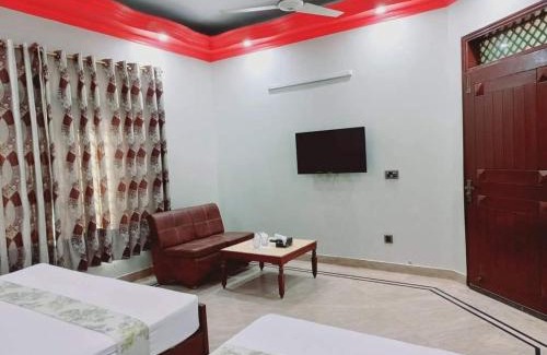 Gulshan-E-Jamal House | Gulshan Family Guest house