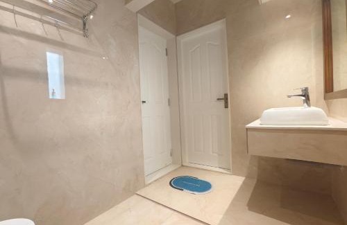Kannur Apartment | Gulzar 1BHK Service Apartment, kannur